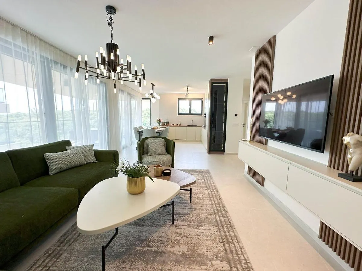Luxury Apartment Emerald Kožino Croacia